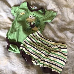 Baby grand 3-6 outfit. (Bundle only)